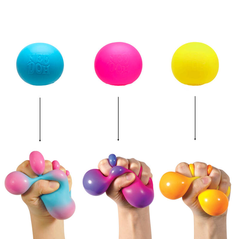 NeeDoh Color Change Cube - Squishy Sensory Toy That Changes Color