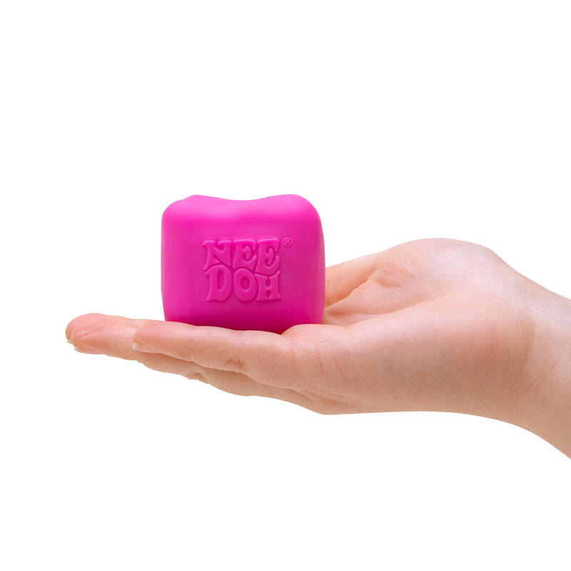 NeeDoh Color Change Cube - Squishy Sensory Toy That Changes Color